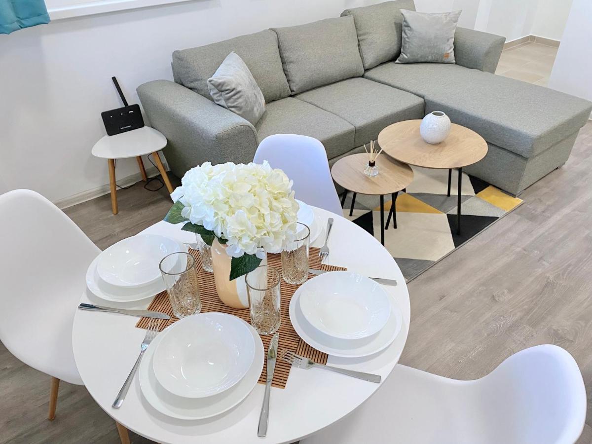 Hello Studios Budget Stays Free Parking & Wifi Stara Sagora Exterior foto